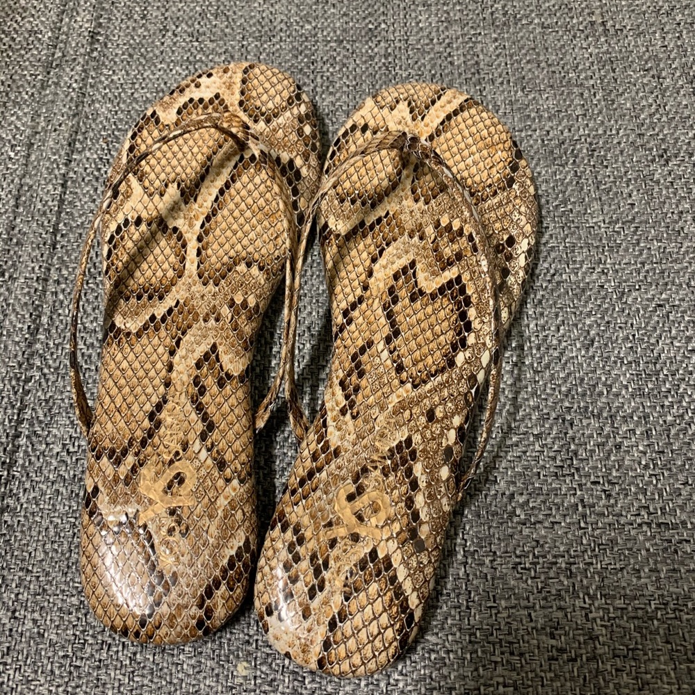 Yosi Samra leather flip flop